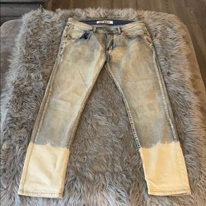 Men’s off white jeans 34’34